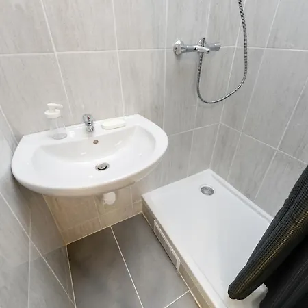 아파트 10 Min From Paris Charles De Gaules Airport 오네수부아